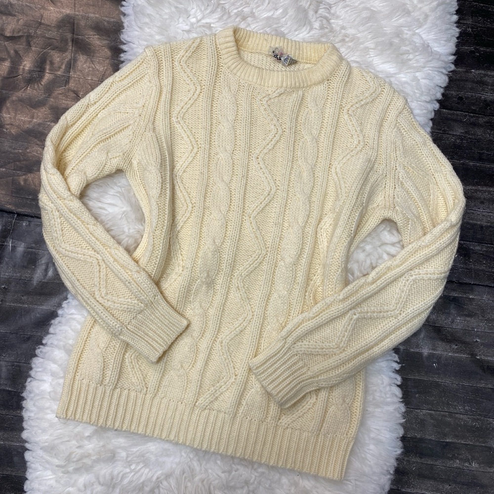 FLAIR FASHION KNIT CREAM SWEATER WINTER FALL Y2K ACADEMIA GILMORE GIRLS